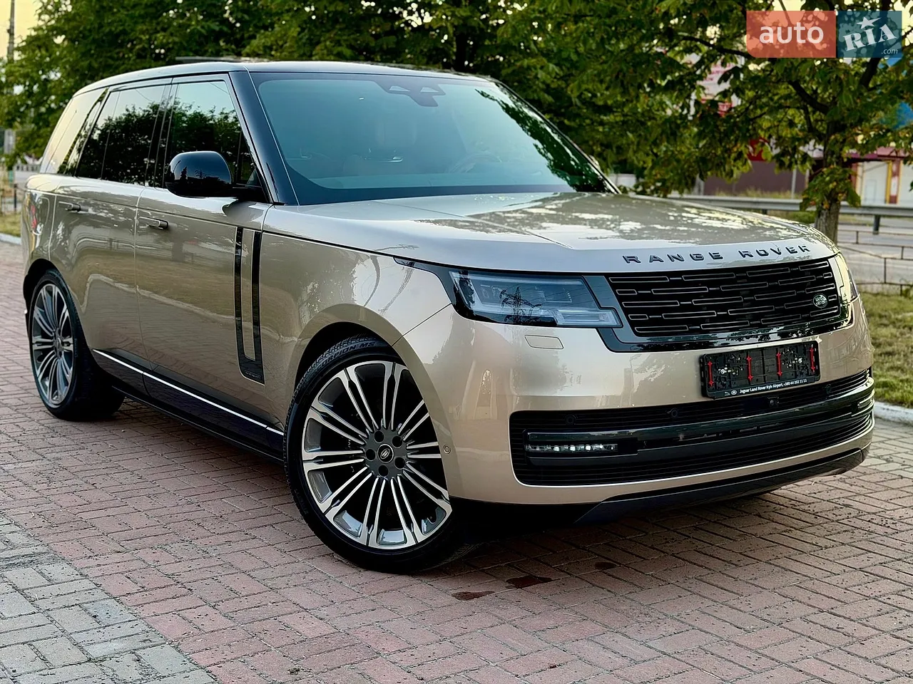 2025 Land Rover Range Rover - мініатюра 174