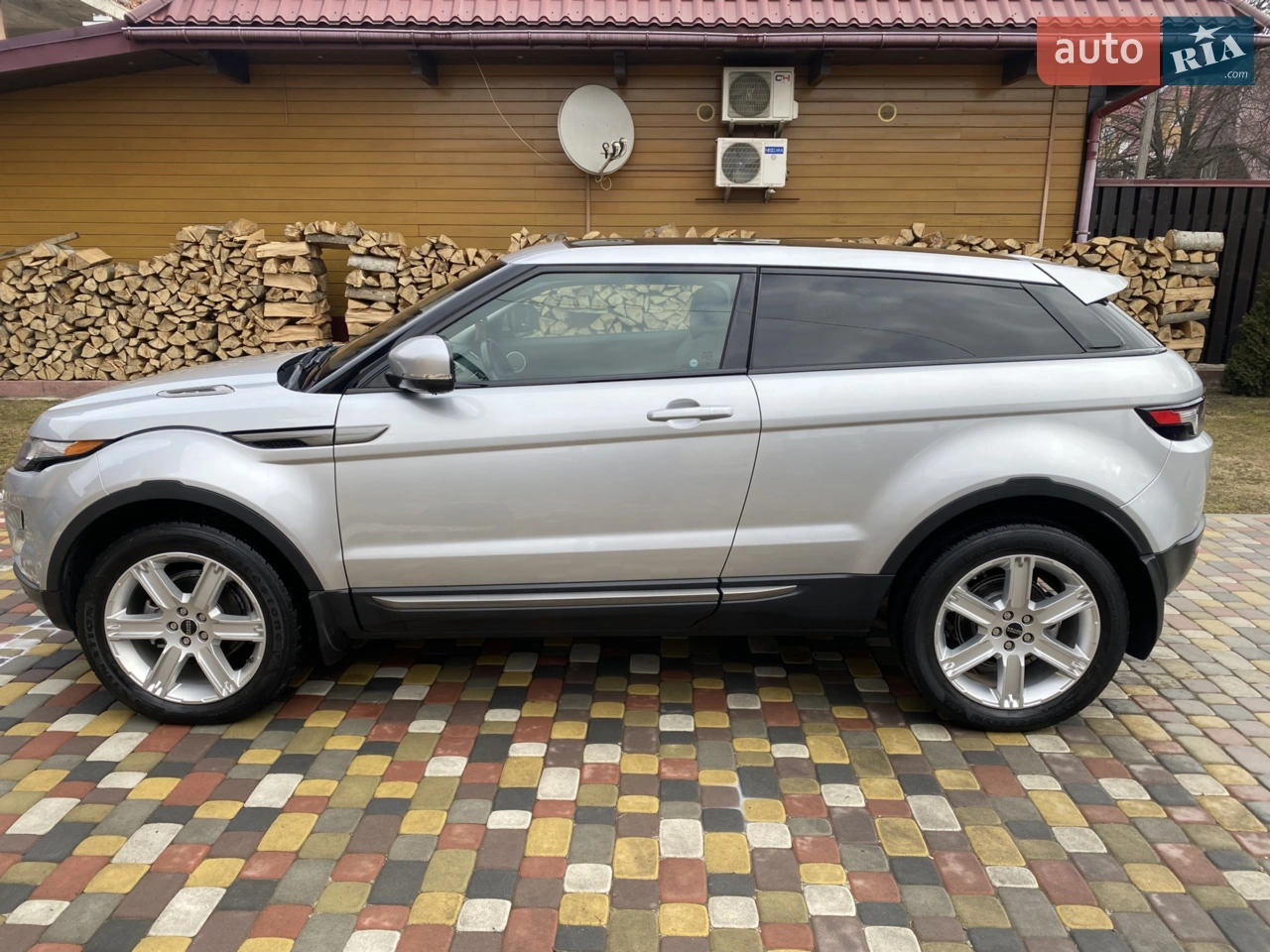 2011 Land Rover Range Rover Evoque - мініатюра 24