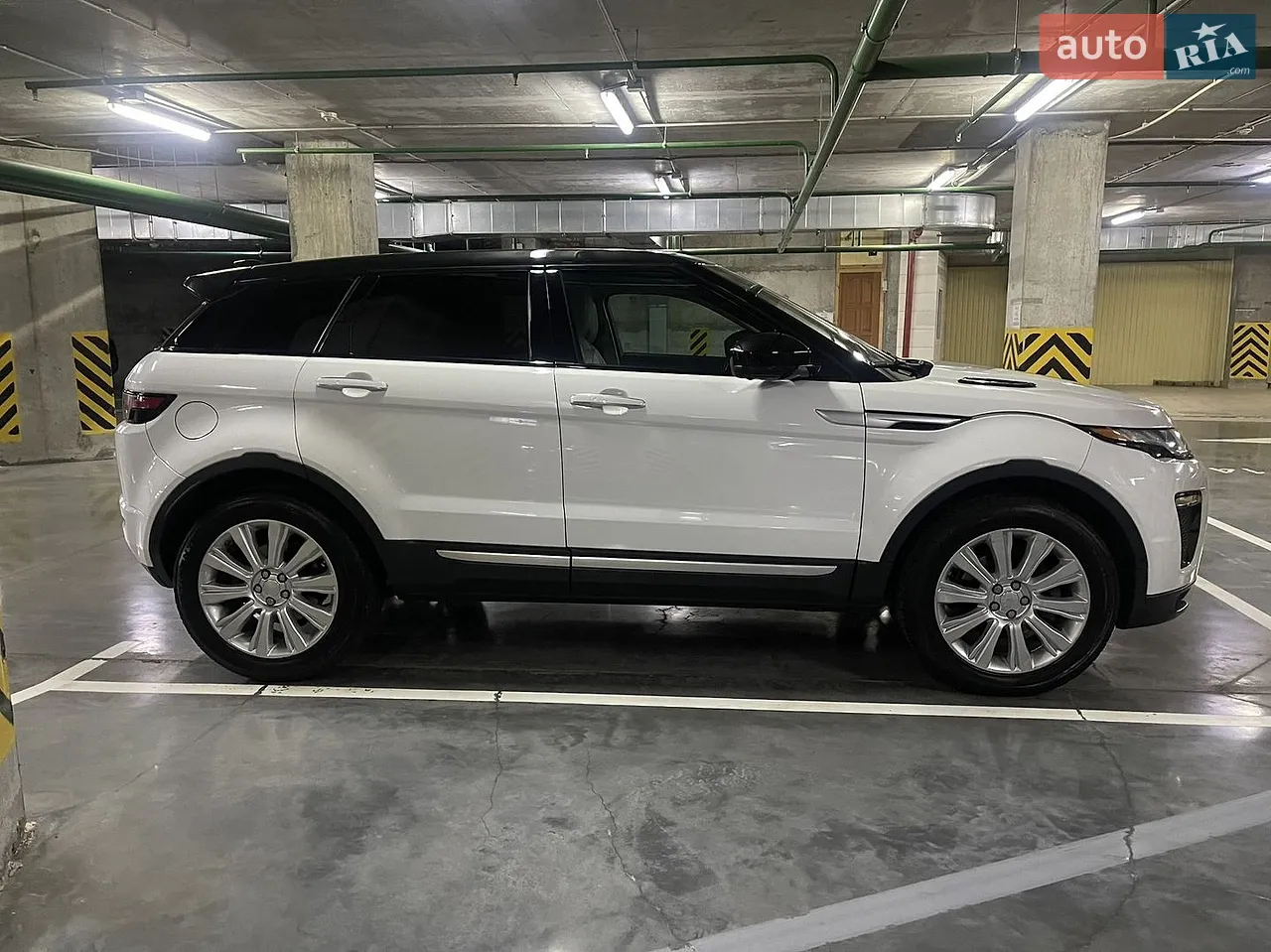 2015 Land Rover Range Rover Evoque - мініатюра 23
