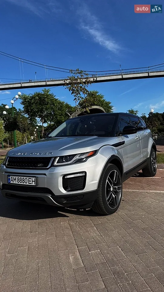 2017 Land Rover Range Rover Evoque - мініатюра 21