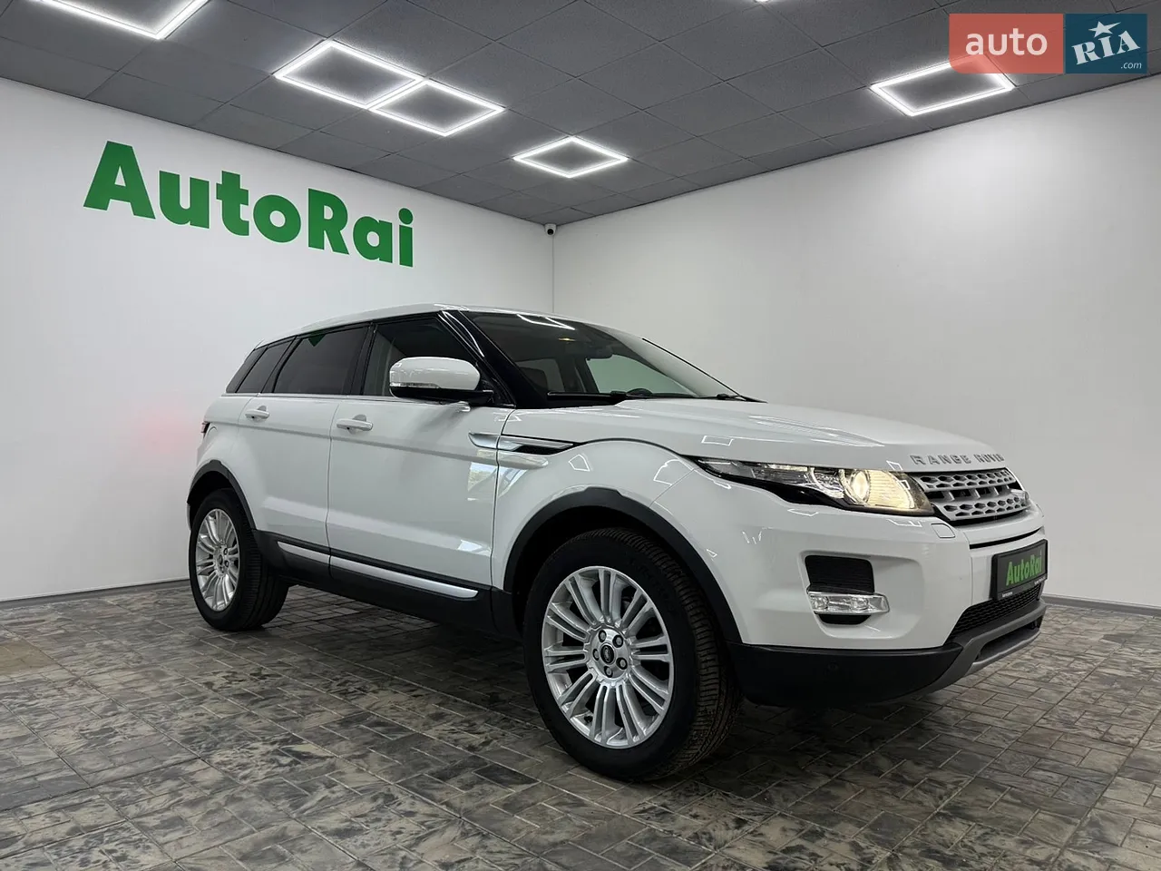 2012 Land Rover Range Rover Evoque - мініатюра 32