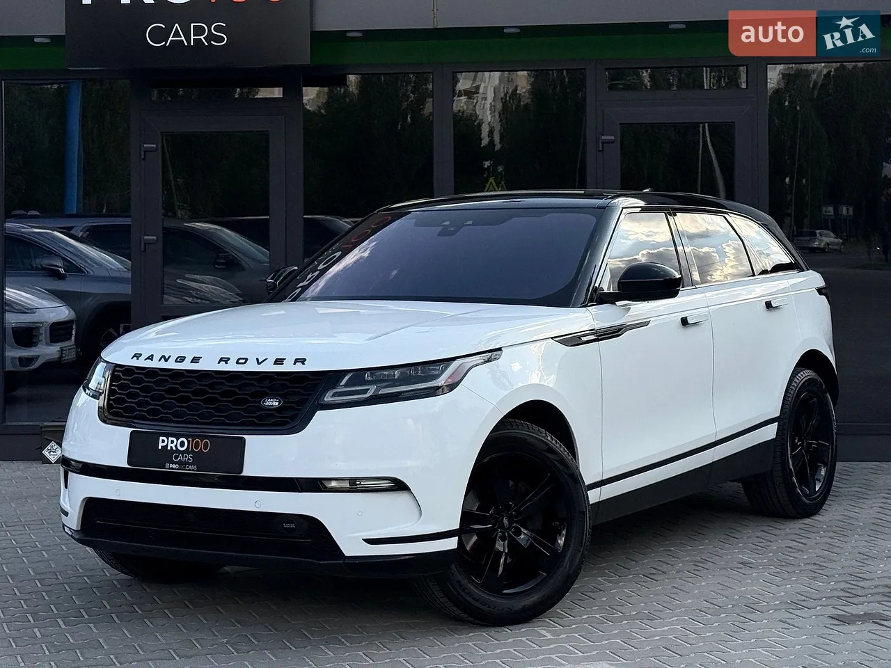 2017 Land Rover Range Rover Velar - мініатюра 40