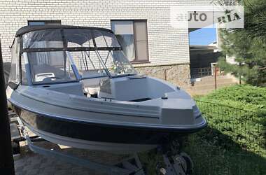 Катер Larson Cabrio 2011 в 