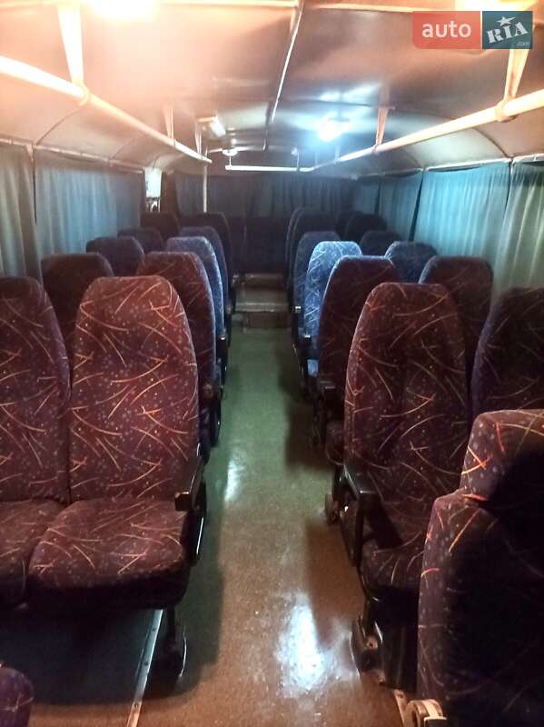 Пригородный автобус ЛАЗ 695 2000 в Ужгороде