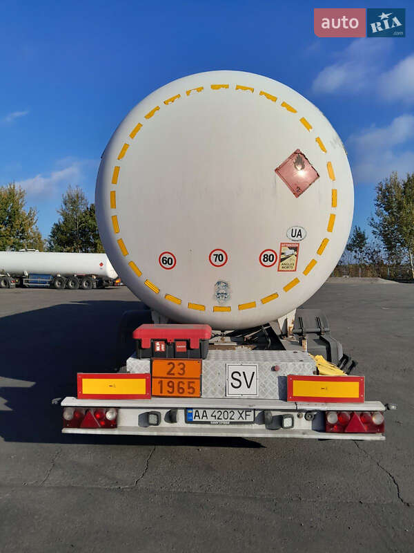Газовоз LDS NG 2010 в Киеве