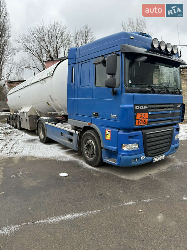 Газовоз LDS NG 2012 в Киеве