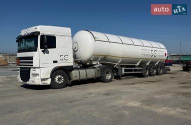 Газовоз LDS NG 2010 в Києві