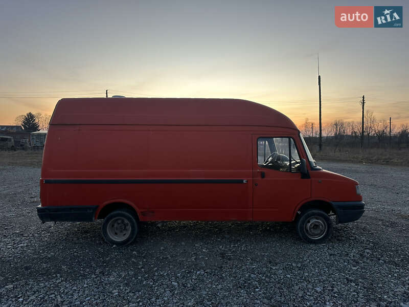 Грузовой фургон LDV Convoy груз. 2004 в Рогатине