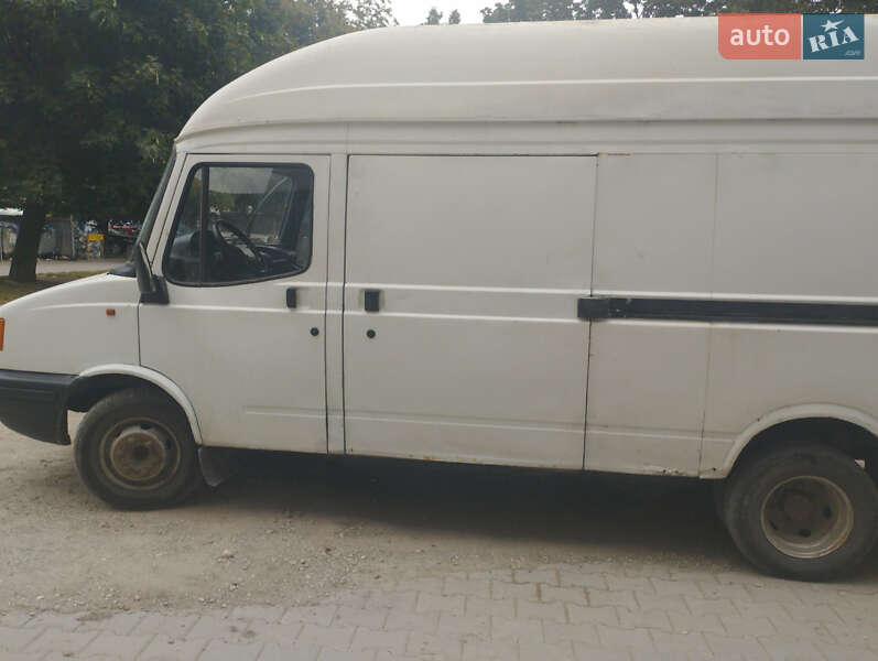 Грузовой фургон LDV Convoy груз. 2002 в Тернополе