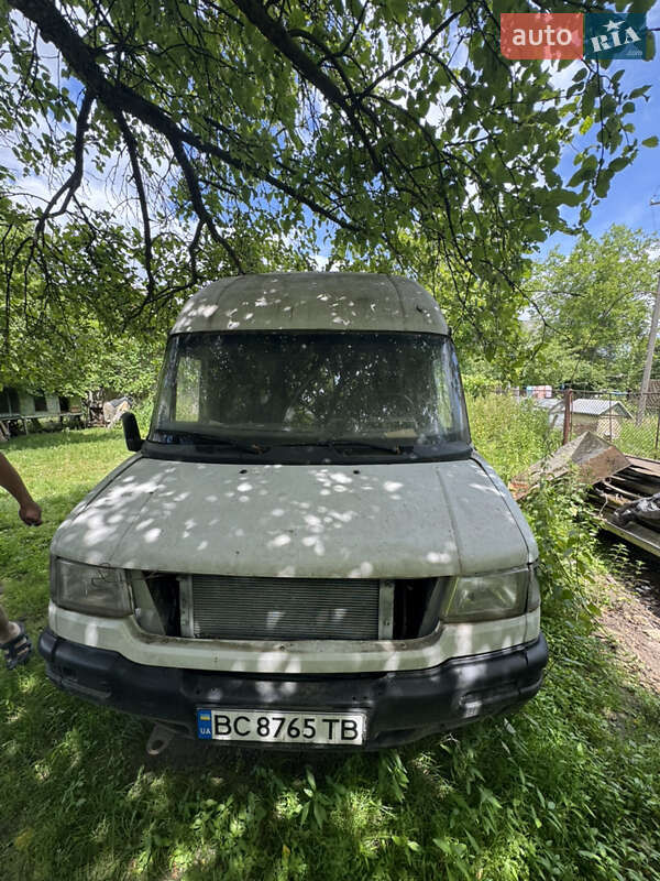 LDV Convoy 2004
