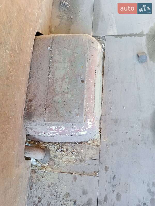 Грузовой фургон LDV Convoy 2003 в Львове