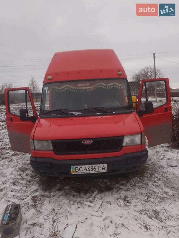 Грузовой фургон LDV Convoy 2004 в Горохове