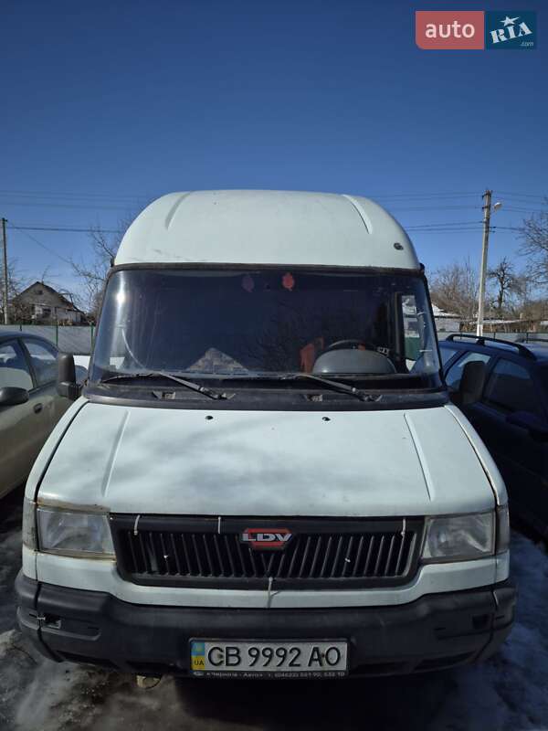 Вантажний фургон LDV Convoy 2005 в Чернігові