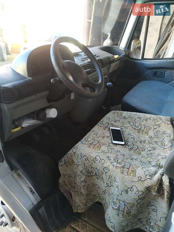 Седан LDV Maxus 2003 в Львові