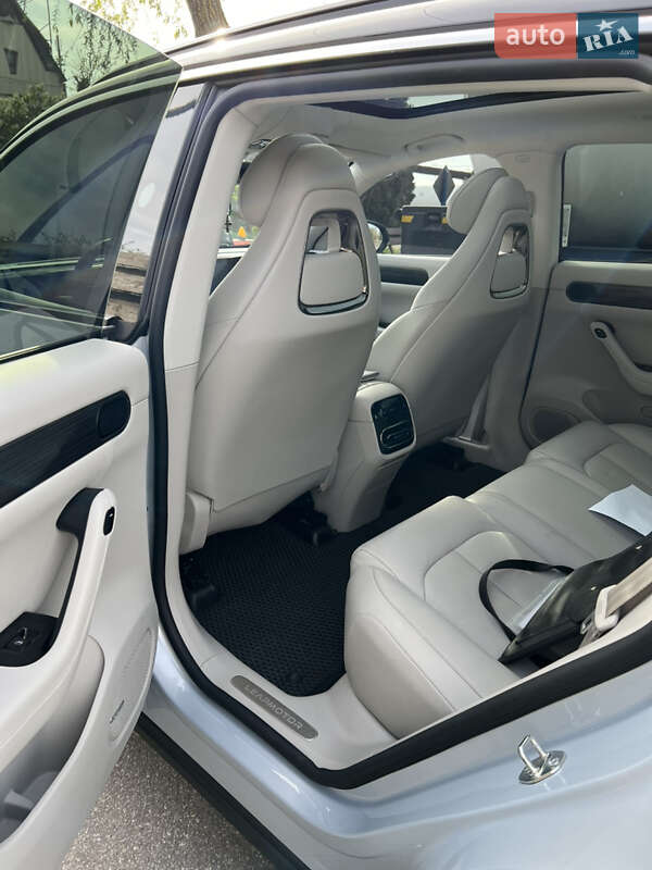 Внедорожник / Кроссовер Leapmotor С11 2023 в Киеве