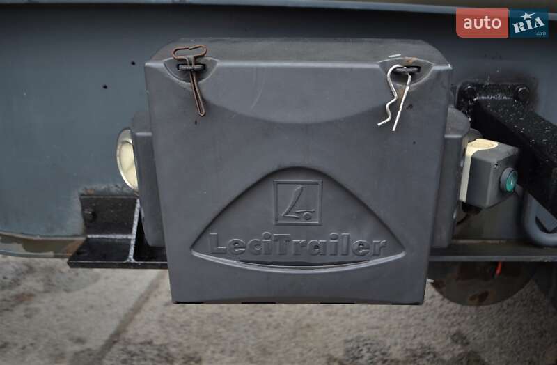 Цистерна полуприцеп LeciTrailer 3Е20 2011 в Львове