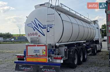 Цистерна полуприцеп LeciTrailer 3Е20 2002 в 