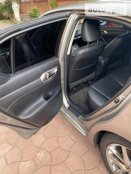 Хетчбек Lexus CT 2016 в Луцьку фото 21 Хетчбек Lexus CT 2016 в Луцьку