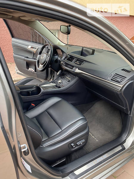 Хетчбек Lexus CT 2016 в Луцьку фото 26 Хетчбек Lexus CT 2016 в Луцьку