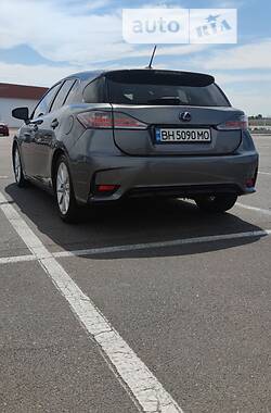 Хэтчбек Lexus CT 2013 в Одессе