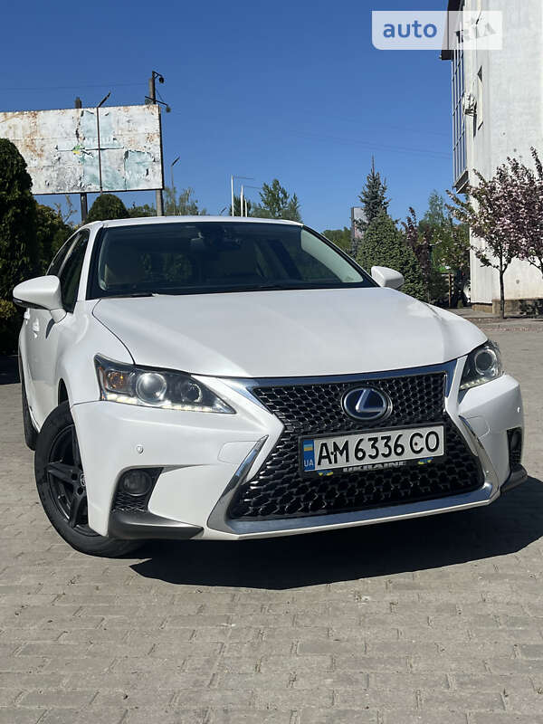 Lexus CT 2016
