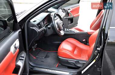 Хэтчбек Lexus CT 2012 в 