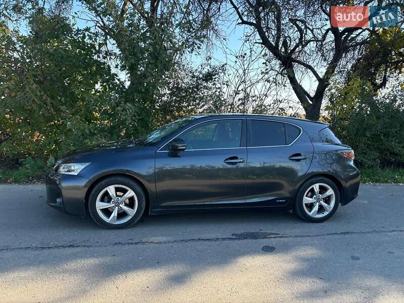 Lexus CT 2011