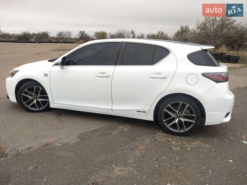 Хэтчбек Lexus CT 2015 в Одессе