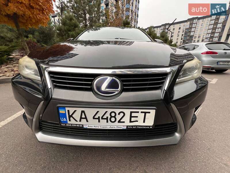 Хэтчбек Lexus CT 2014 в Киеве