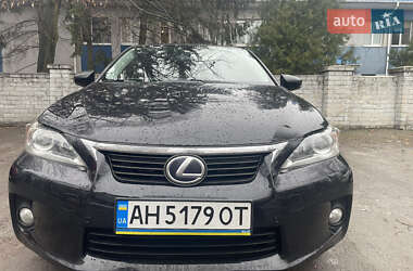 Хетчбек Lexus CT 2013 в 