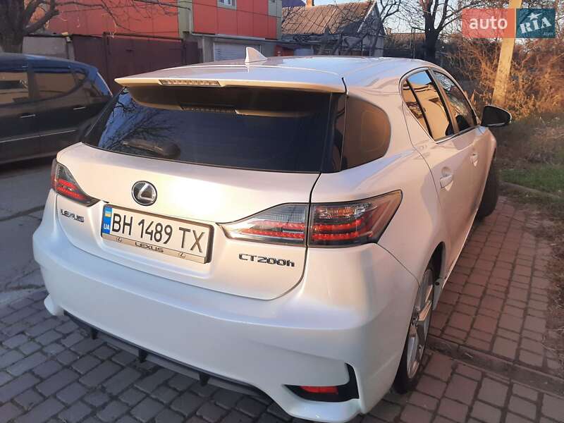 Хэтчбек Lexus CT 2015 в Одессе