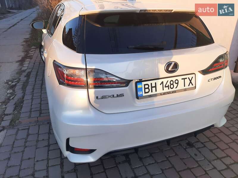 Хэтчбек Lexus CT 2015 в Одессе