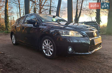 Хетчбек Lexus CT 2012 в Дубні