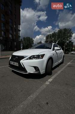 Хетчбек Lexus CT 2015 в Дніпрі