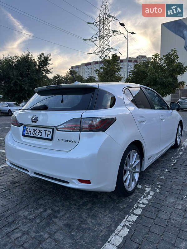 Хэтчбек Lexus CT 2012 в Одессе