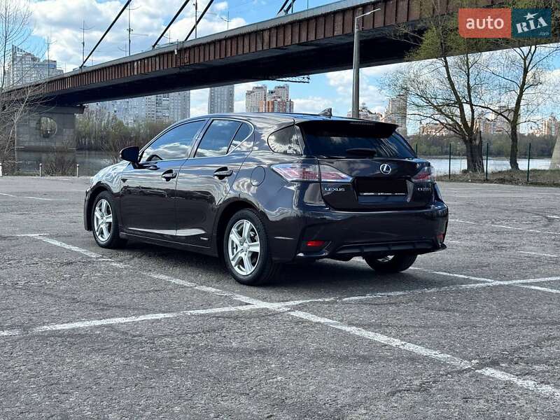 Хетчбек Lexus CT 2014 в Києві фото 5 Хетчбек Lexus CT 2014 в Києві