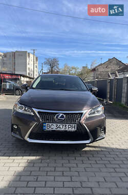 Хэтчбек Lexus CT 2013 в 