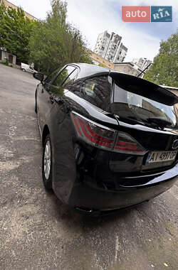 Хэтчбек Lexus CT 2011 в 