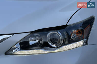 Хэтчбек Lexus CT 2012 в 