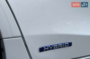 Хэтчбек Lexus CT 2012 в 