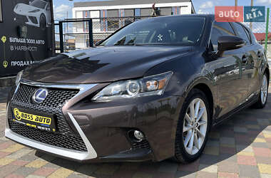 Хетчбек Lexus CT 2012 в 