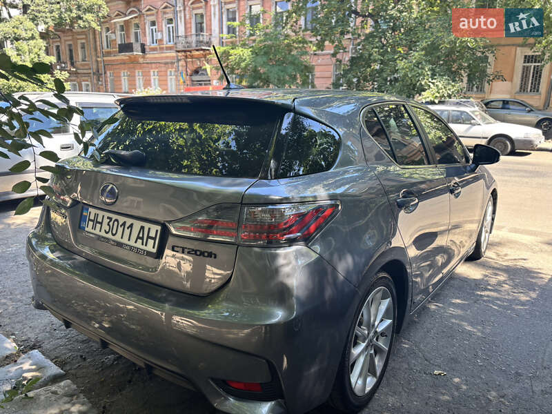 Хэтчбек Lexus CT 2013 в Одессе фото 5 Хэтчбек Lexus CT 2013 в Одессе