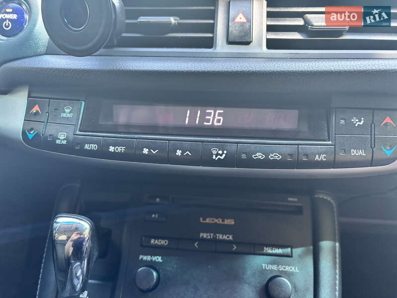 Хэтчбек Lexus CT 2013 в Одессе фото 13 Хэтчбек Lexus CT 2013 в Одессе