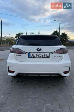 Хэтчбек Lexus CT 2014 в Южноукраинске