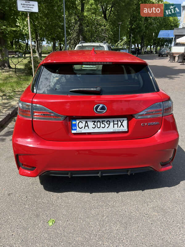 Хэтчбек Lexus CT 2015 в Черкассах