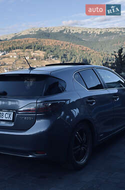 Хэтчбек Lexus CT 2012 в Львове