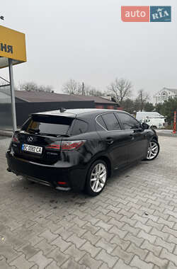 Хэтчбек Lexus CT 2015 в Луцке