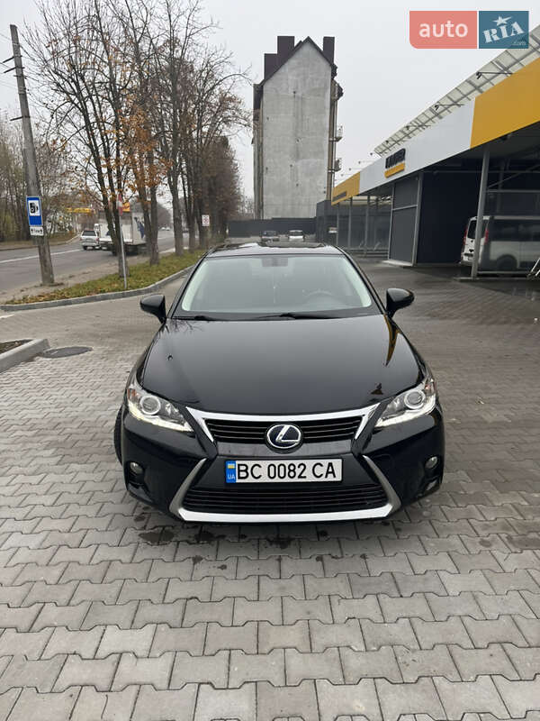 Хэтчбек Lexus CT 2015 в Луцке