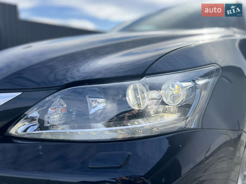 Хетчбек Lexus CT 2011 в Луцьку