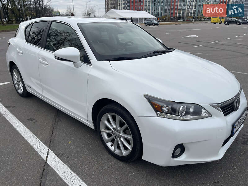 Хэтчбек Lexus CT 2011 в Киеве фото 2 Хэтчбек Lexus CT 2011 в Киеве